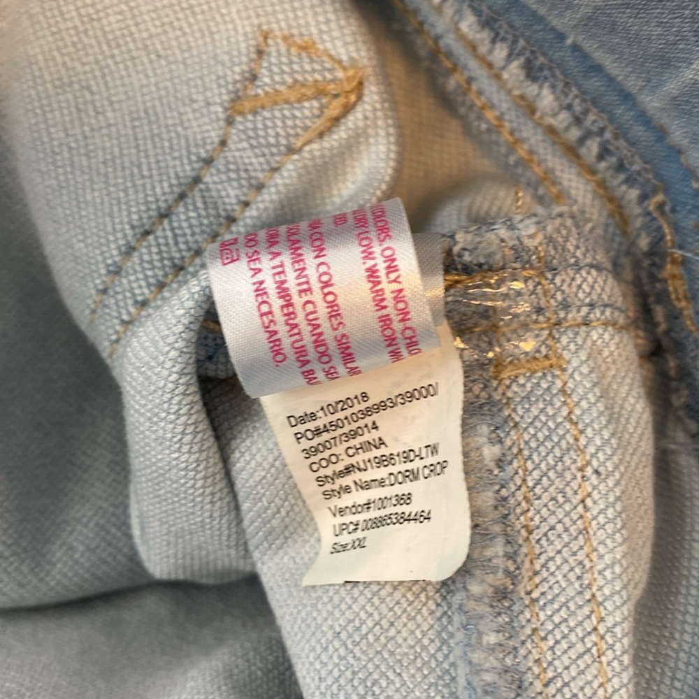 Light Blue Denim Jeans - Picture 5 of 6
